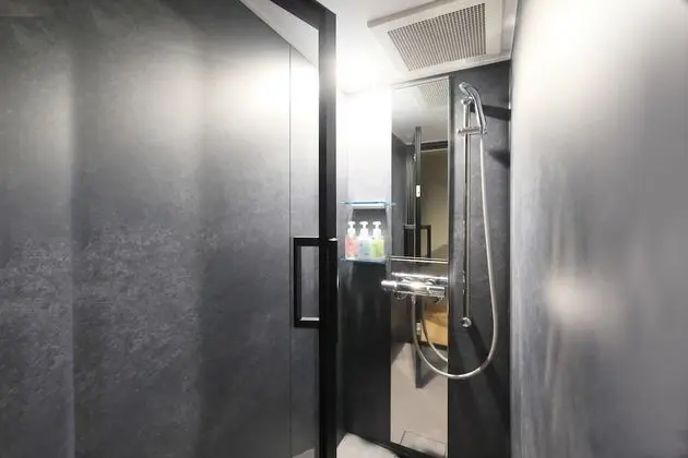 Exclusive Stüdyo Süit