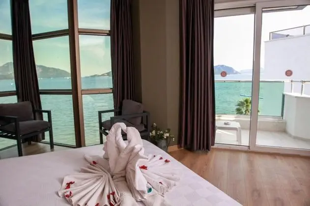 Aile Suiti, Deniz Manzaralı, Balkonlu