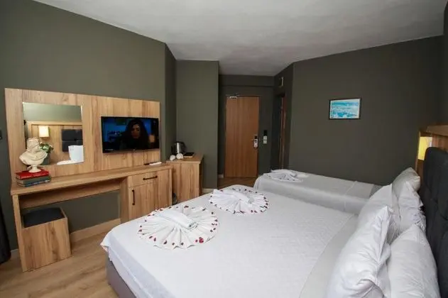 Twin, Kısmi Deniz Manzaralı, Balkonlu