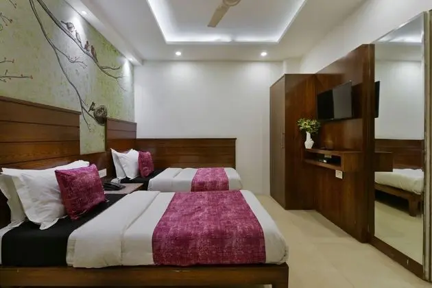 Deluxe Tek Büyük Yataklı Oda