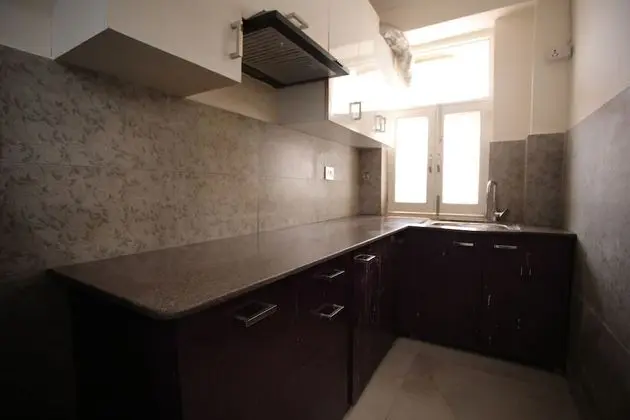 1 BHK Service Apartment