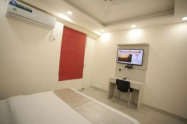 1 BHK Service Apartment