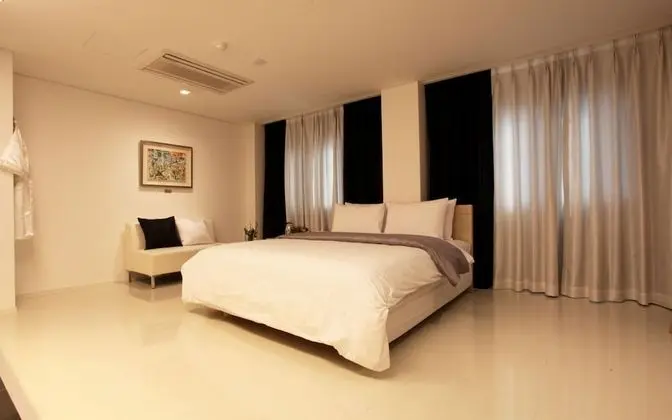 Oda (Deluxe Room Only)