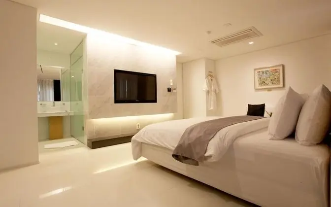 Oda (Deluxe Room Only)