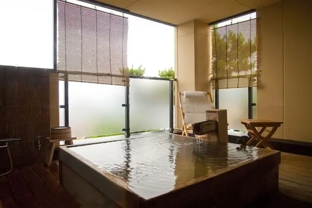 Süit, Sigara İçilmez, Şehir Manzaralı (Semi Suite Twin, Private Outdoor Bath)