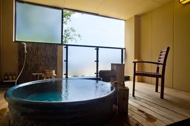 Süit, Sigara İçilmez, Şehir Manzaralı (Semi Suite Twin, Private Outdoor Bath)