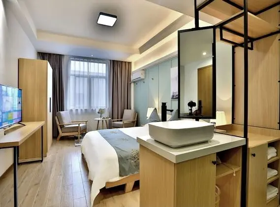 Superior Tek Büyük Yataklı Oda