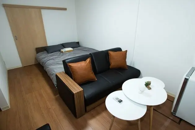 Ev (YUYU House - Imazado Anywhere Door)