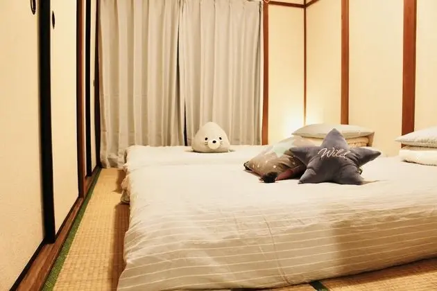 Ev (YUYU House - Imazado Kiki)