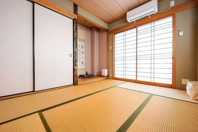 Ev (YUYU House - Kohama Mei house)