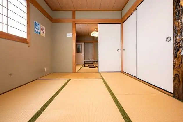 Ev (YUYU House - Kohama Mei house)