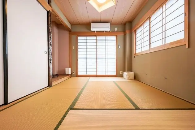 Ev (YUYU House - Kohama Mei house)