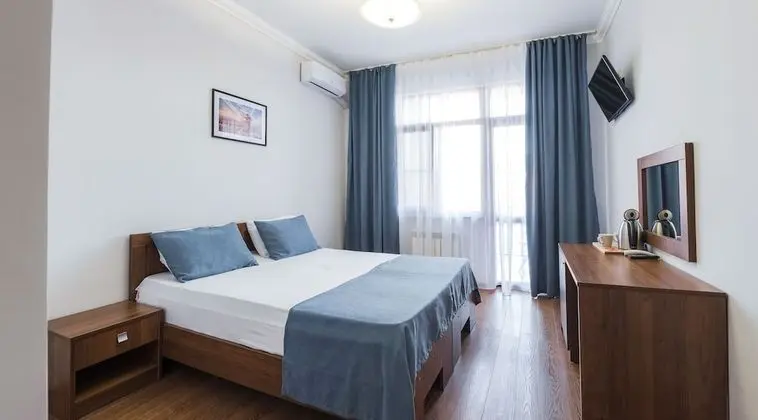 Superior Tek Büyük veya İki Ayrı Yataklı Oda