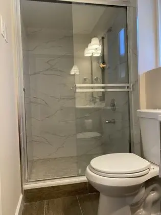 Family Oda, Sigara İçilmez, Ortak Banyo