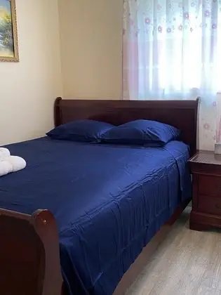 Oda, 1 Büyük (Queen) Boy Yatak, Sigara İçilmez, Ortak Banyo