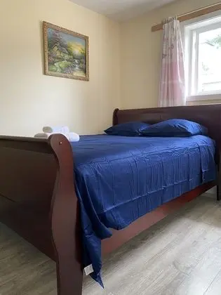 Oda, 1 Büyük (Queen) Boy Yatak, Sigara İçilmez, Ortak Banyo