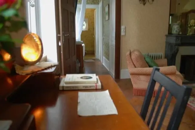 Romantic Üç Kişilik Oda (Chambre Yves)