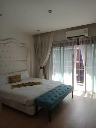 Deluxe Tek Büyük veya İki Ayrı Yataklı Oda