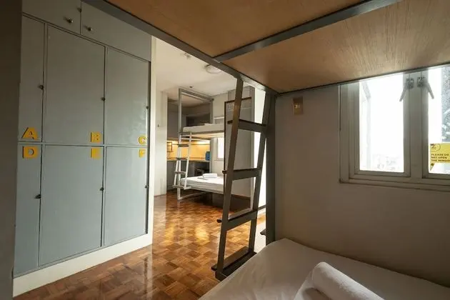 6 Beds Female Dorm