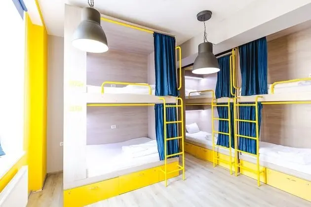 Ortak Ranzalı Oda, Karma Ranzalı Oda (1 Bed in 10 Person Dorm)