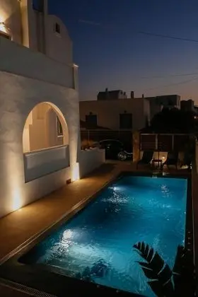 Villa, Kişiye Özel Havuzlu, Havuz Kenarı