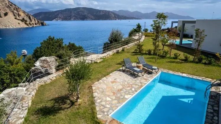 Özel Havuzlu Villa, Deniz Manzaralı
