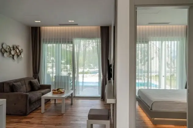 Özel Havuzlu Villa, Deniz Manzaralı