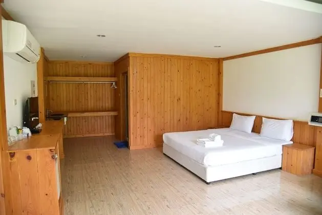 Sea Breeze room