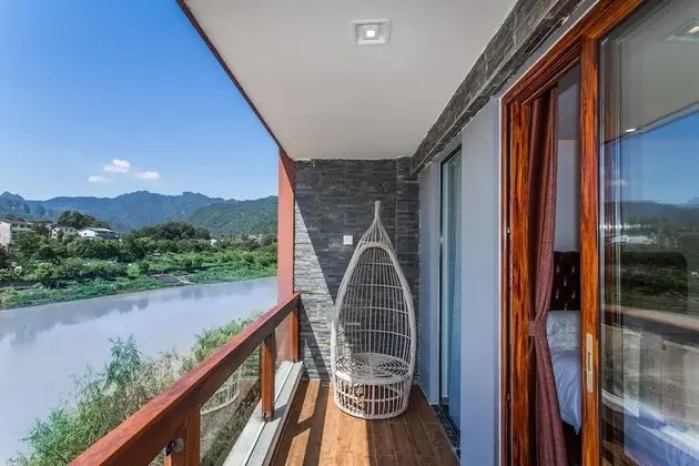 Honeymoon Stüdyo, 1 En Büyük (King) Boy Yatak, Küvet, Nehir Manzaralı