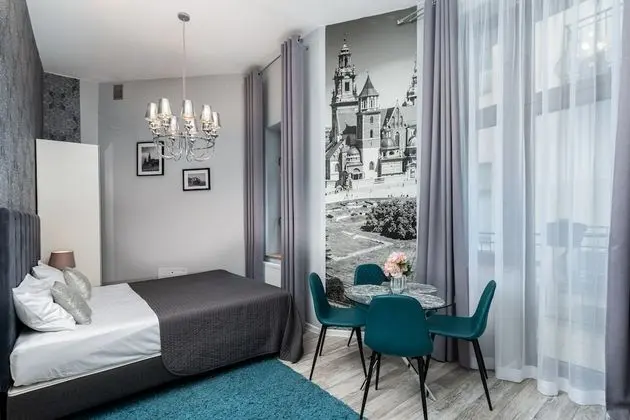 Deluxe Suite | King-size bed | 40m2 Terrace | A/C