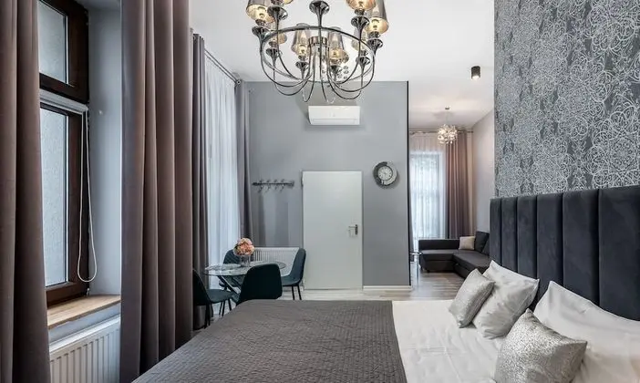 Deluxe Suite | King-size bed | 40m2 Terrace | A/C