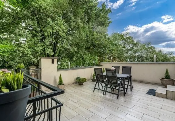 Deluxe Suite | King-size bed | 40m2 Terrace | A/C