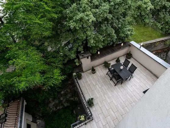 Deluxe Suite | King-size bed | 40m2 Terrace | A/C