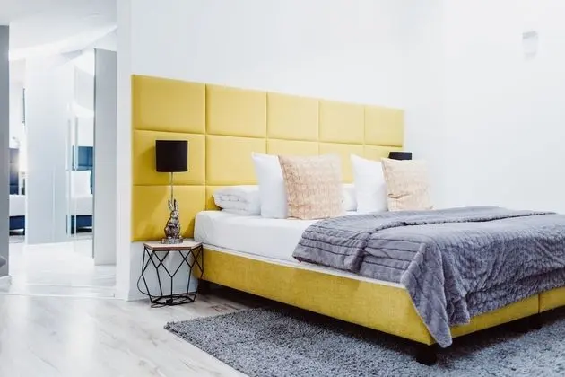 Deluxe Suite | King-size bed | A/C