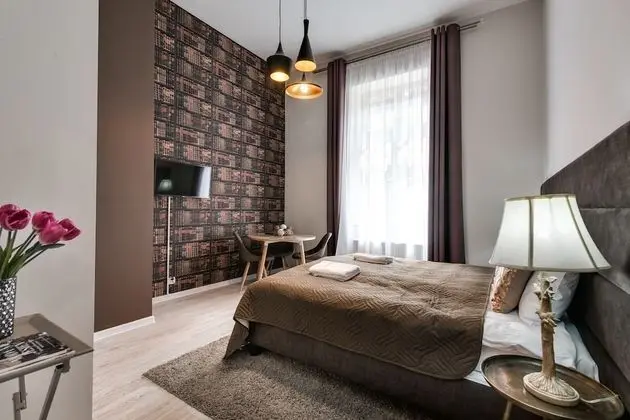 Deluxe Two-Bedroom Suite | King-size beds | A/C