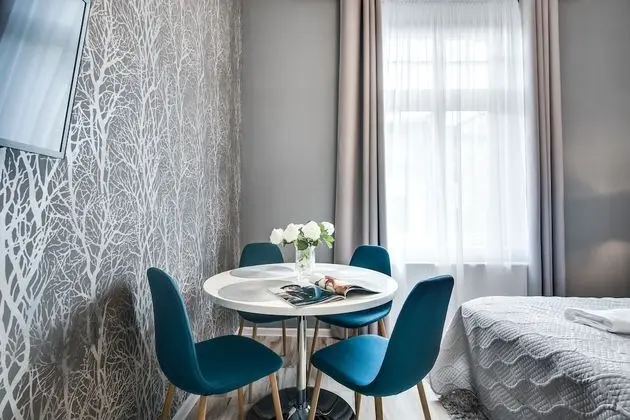 Deluxe Two-Bedroom Suite | King-size beds | A/C