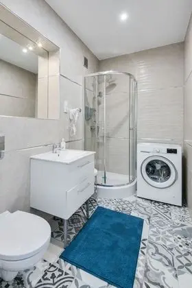 Deluxe Two-Bedroom Suite | King-size beds | A/C