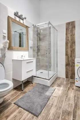 Deluxe Two-Bedroom Suite | King-size beds | A/C