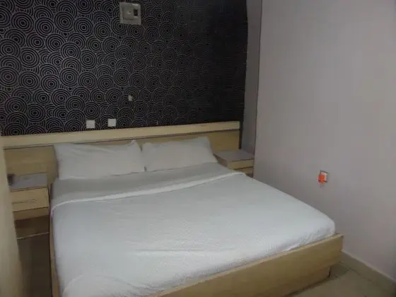 Stüdyo, Sigara İçilmez