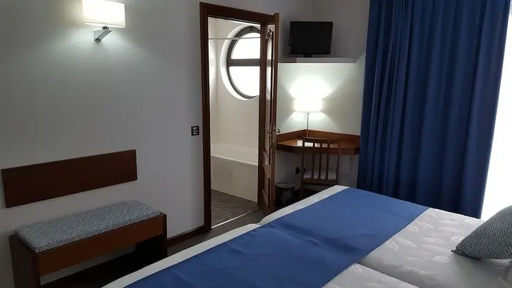 Tek Büyük veya İki Ayrı Yataklı Oda