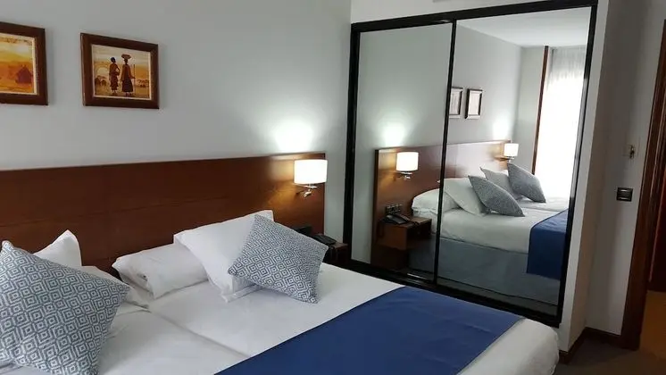 Tek Büyük veya İki Ayrı Yataklı Oda