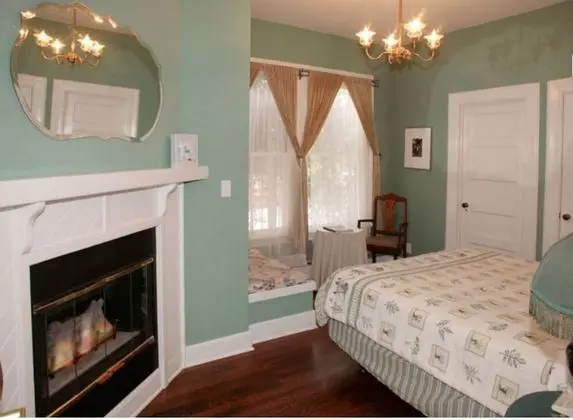 Traditional Oda, 1 Büyük (Queen) Boy Yatak