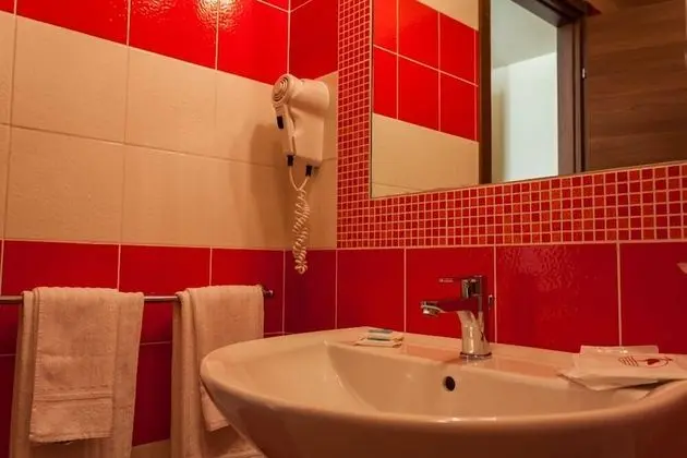 Üç Kişilik Oda, Balkon