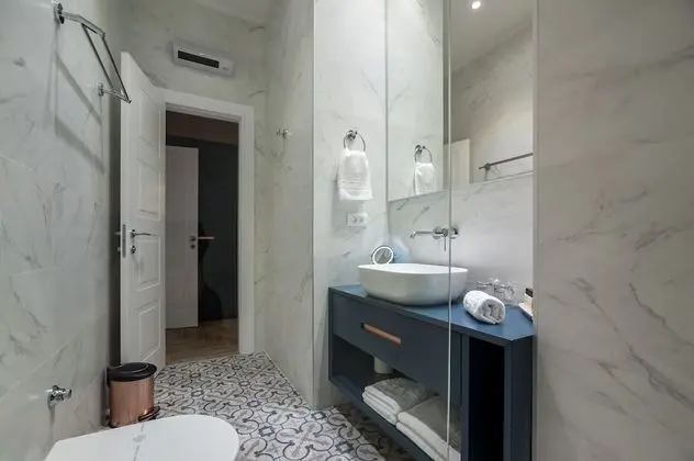 Deluxe Tek Büyük Yataklı Oda, Küvet