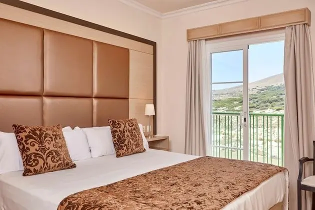 One Bedroom Penthouse Suite