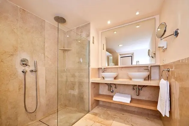 One Bedroom Penthouse Suite