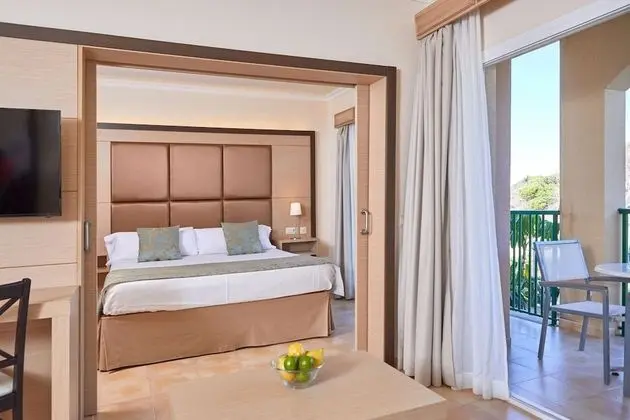 One Bedroom Suite