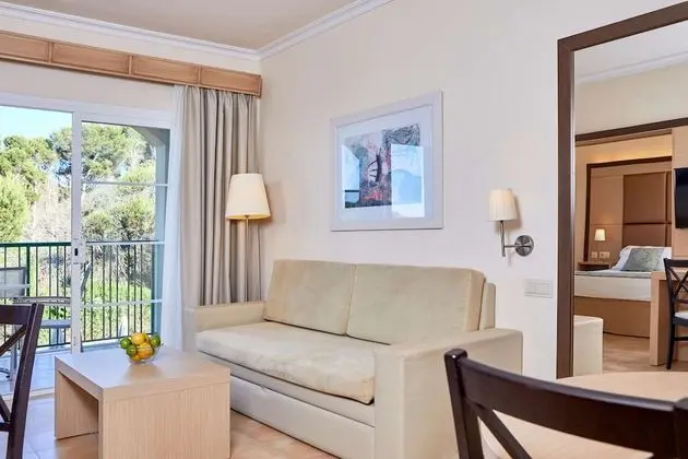 One Bedroom Suite