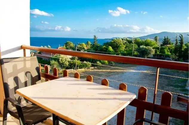 Tek Büyük veya İki Ayrı Yataklı Oda, Deniz Manzaralı