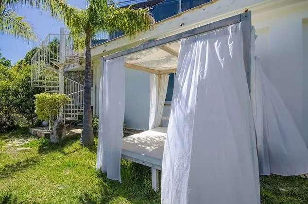 Panoramic Apartment, 1 Bedroom, Sea View, Garden Area with Hydromassage (Private entrance)